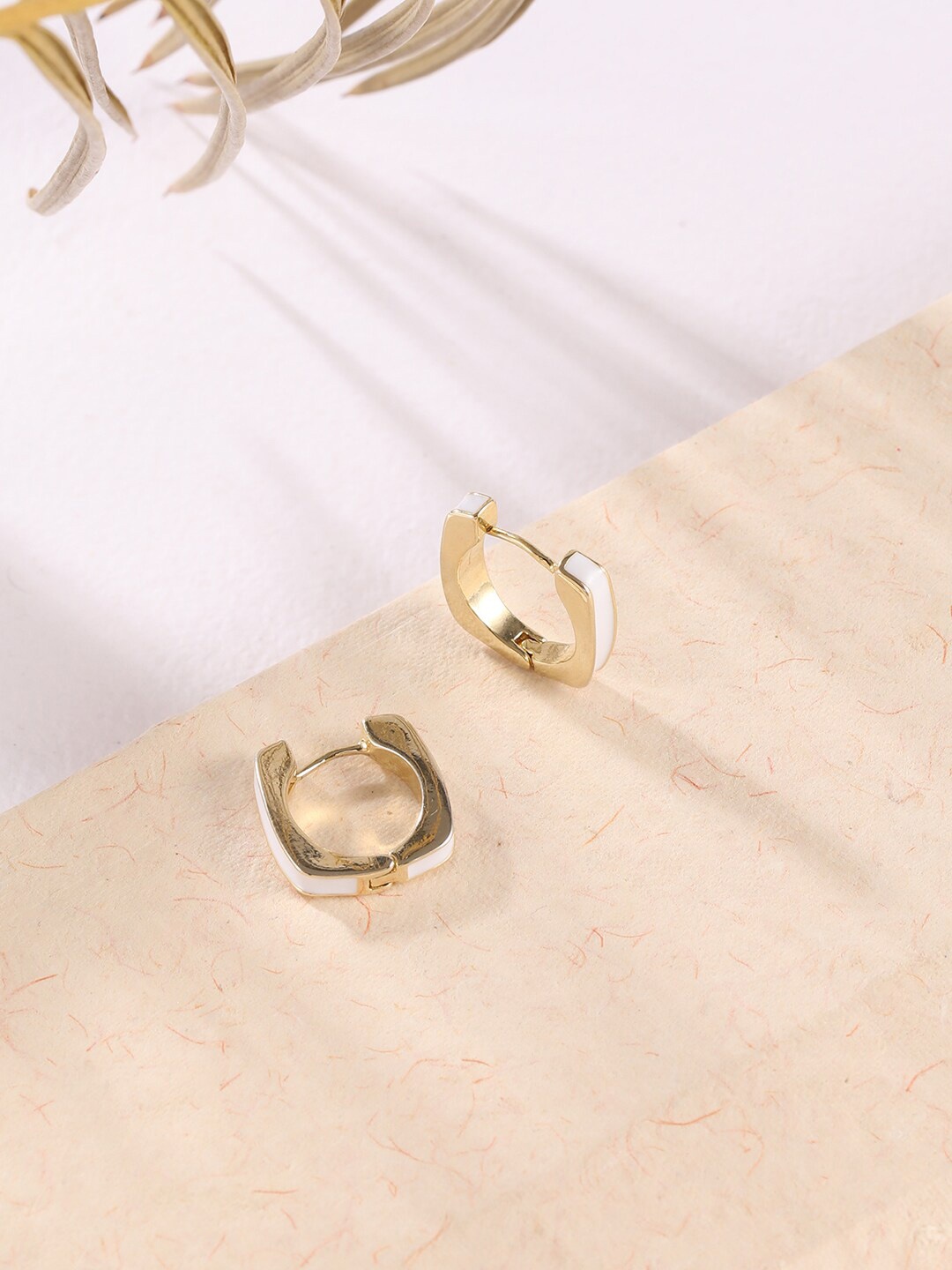 

XPNSV Gold-Plated Square Hoop Earrings
