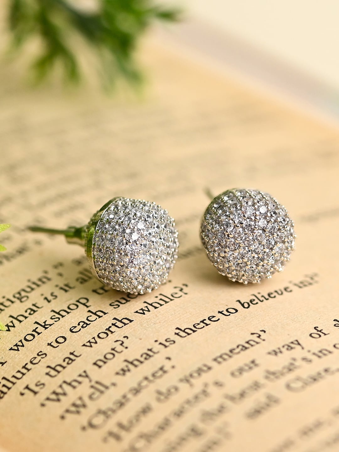 

XPNSV Silver-Plated Contemporary Studs Earrings
