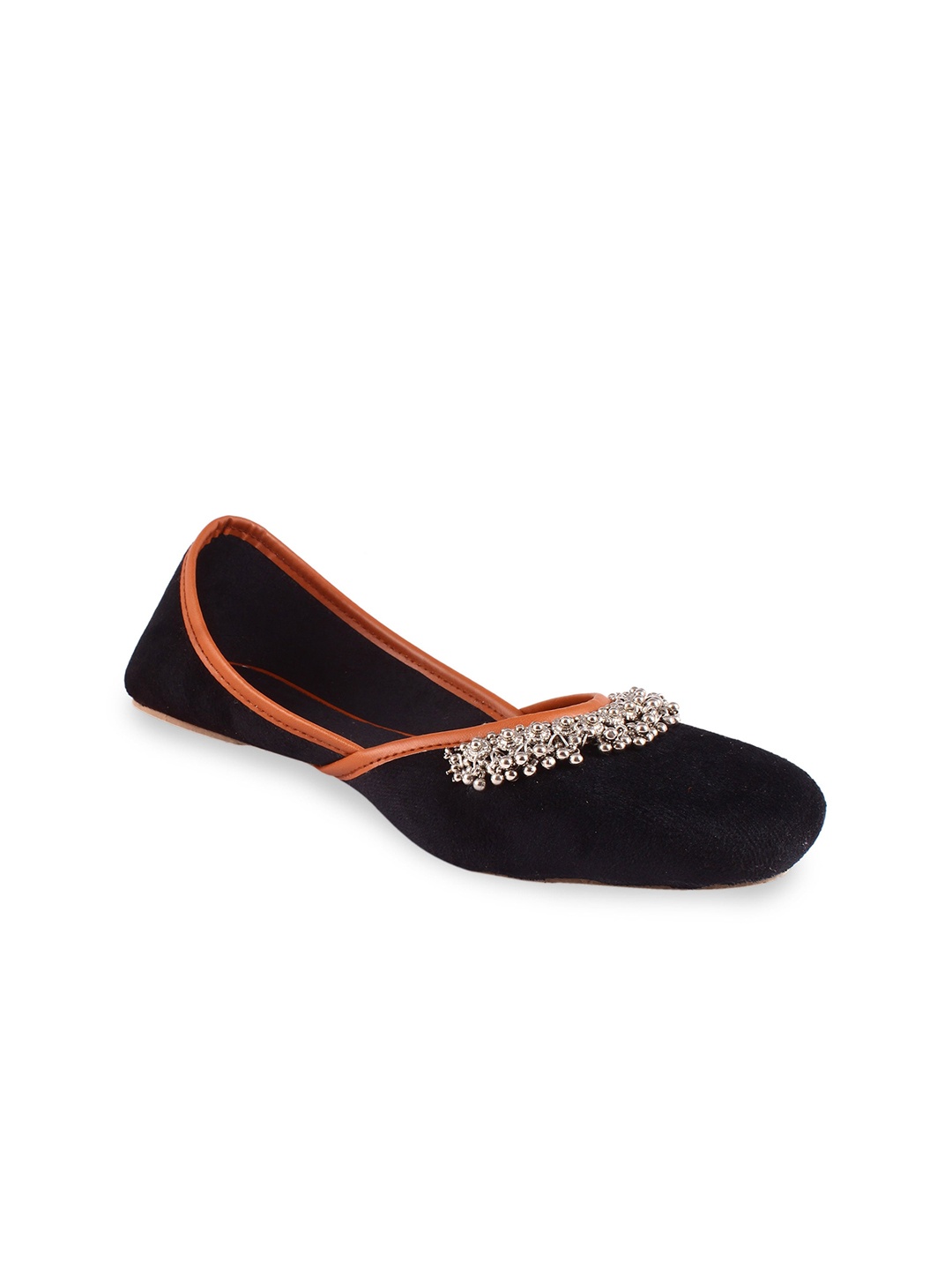 

Apratim Embellished Ethnic Mojaris, Black