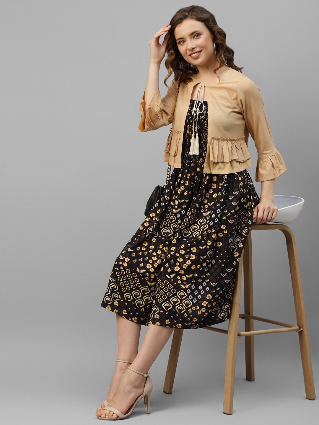 

DEEBACO Animal Printed Bell Sleeve Fit & Flare Midi Dress With Shrug, Black