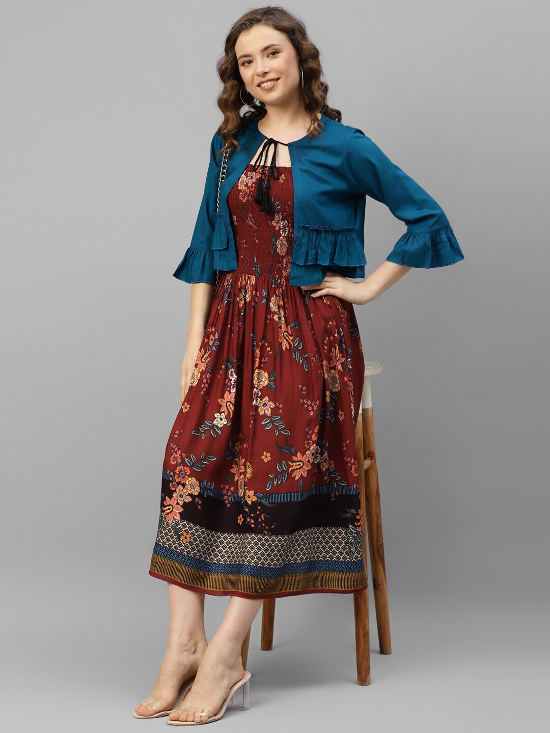 

DEEBACO Floral Printed Tie-Up Neck Fit & Flare Midi Dress With Shrug, Maroon
