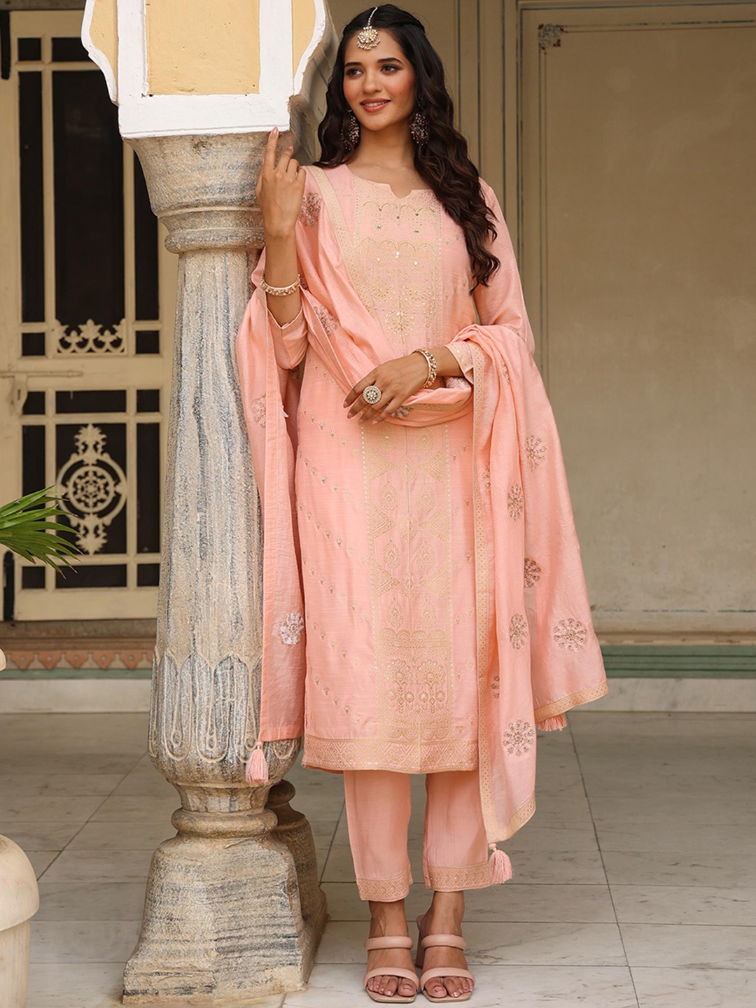 

SCAKHI Ethnic Motifs Printed Beads Kurta With Trousers & Dupatta, Peach