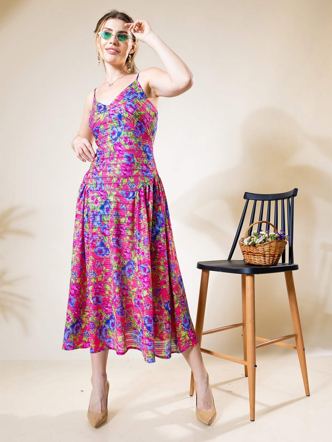 

Stylecast X Hersheinbox Purple Floral Print A-Line Midi Dress