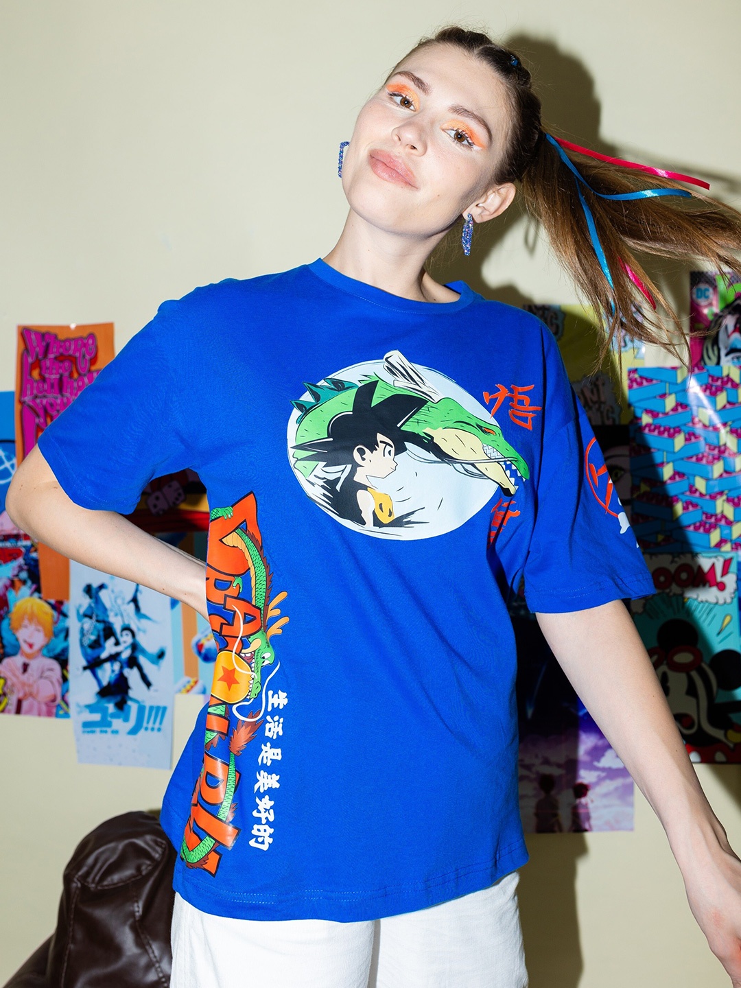 

Stylecast X Hersheinbox Blue Graphic Printed Boxy Cotton T-shirt