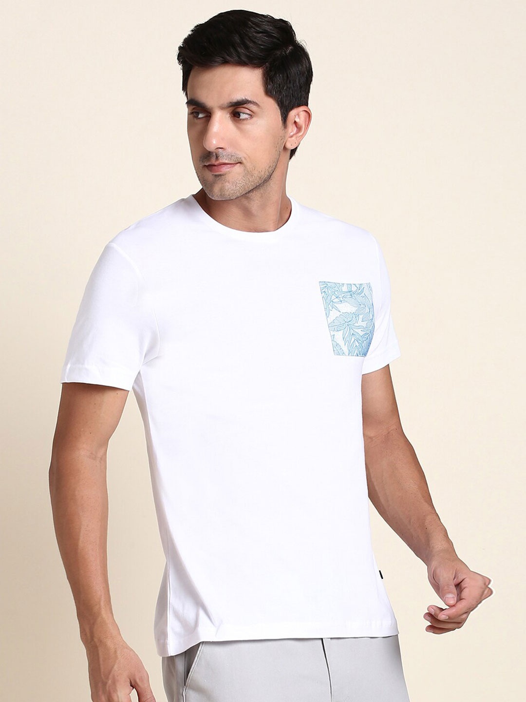 

Dennis Lingo Round Neck Short Sleeves T-shirt, White