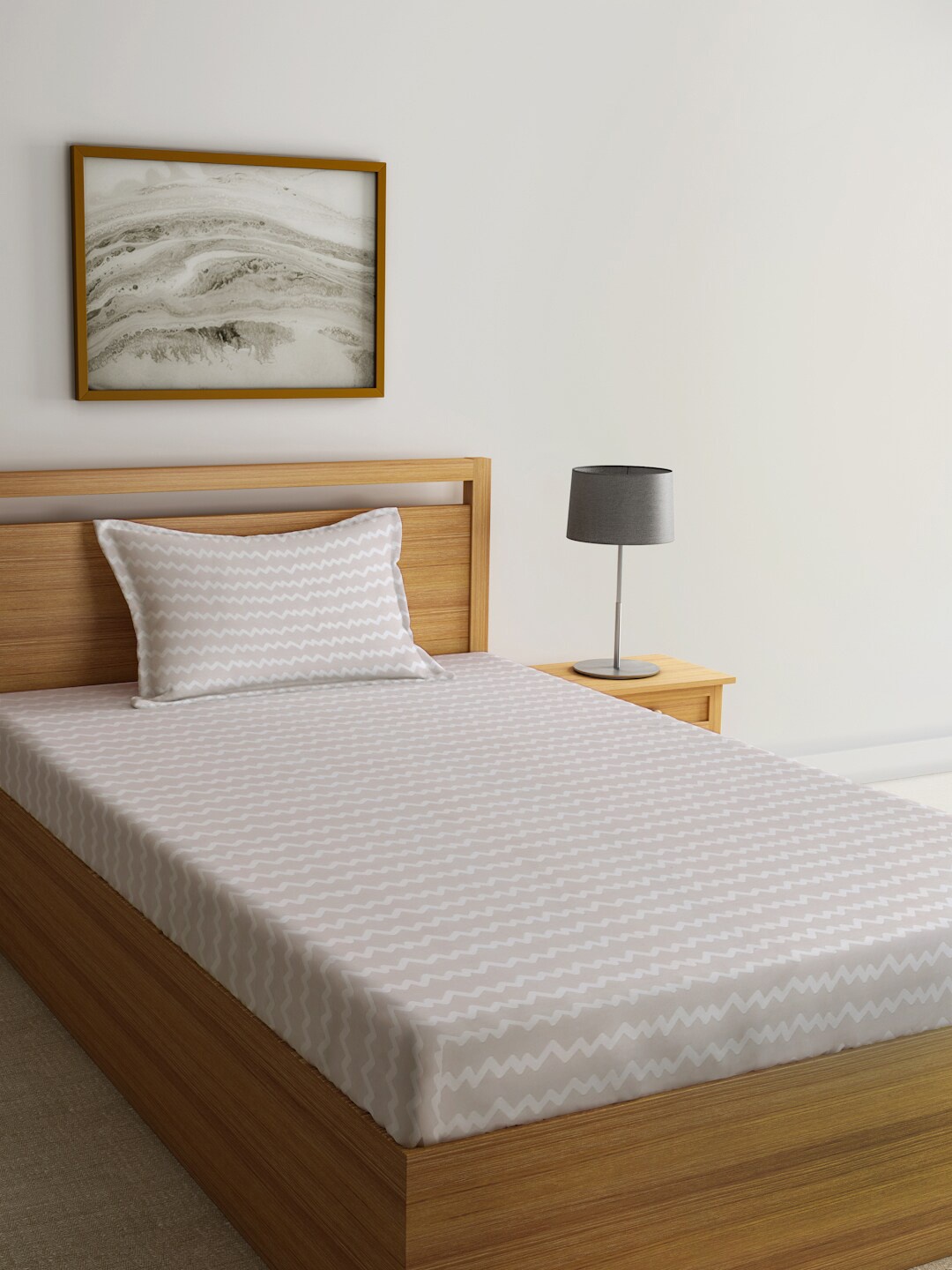 

KLOTTHE Beige & White Printed 300TC Fitted Single Bedsheet & Pillow Cover