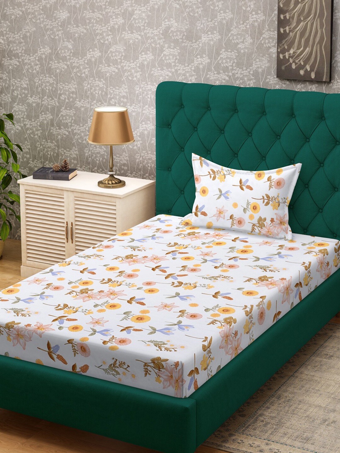 KLOTTHE White & Yellow Printed 300TC Fitted Single Bedsheet & Pillow Cover