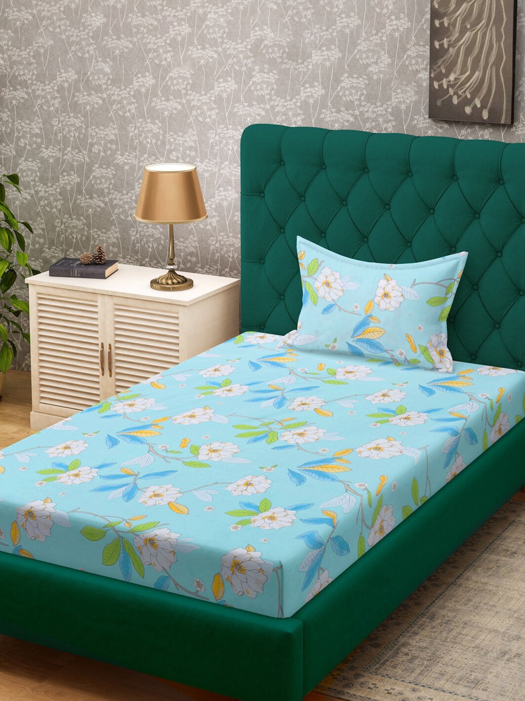 

KLOTTHE Kids Blue & White Printed 300 TC Fitted Single Bedsheet & 1 Pillow Cover