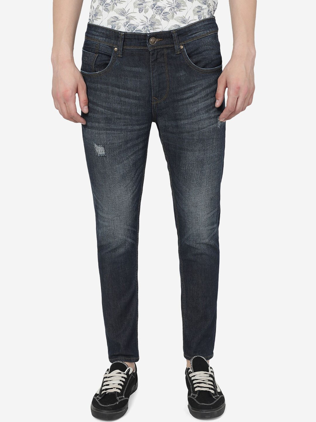 

JADE BLUE Men Slim Fit Mildly Distressed Heavy Fade Stretchable Jeans