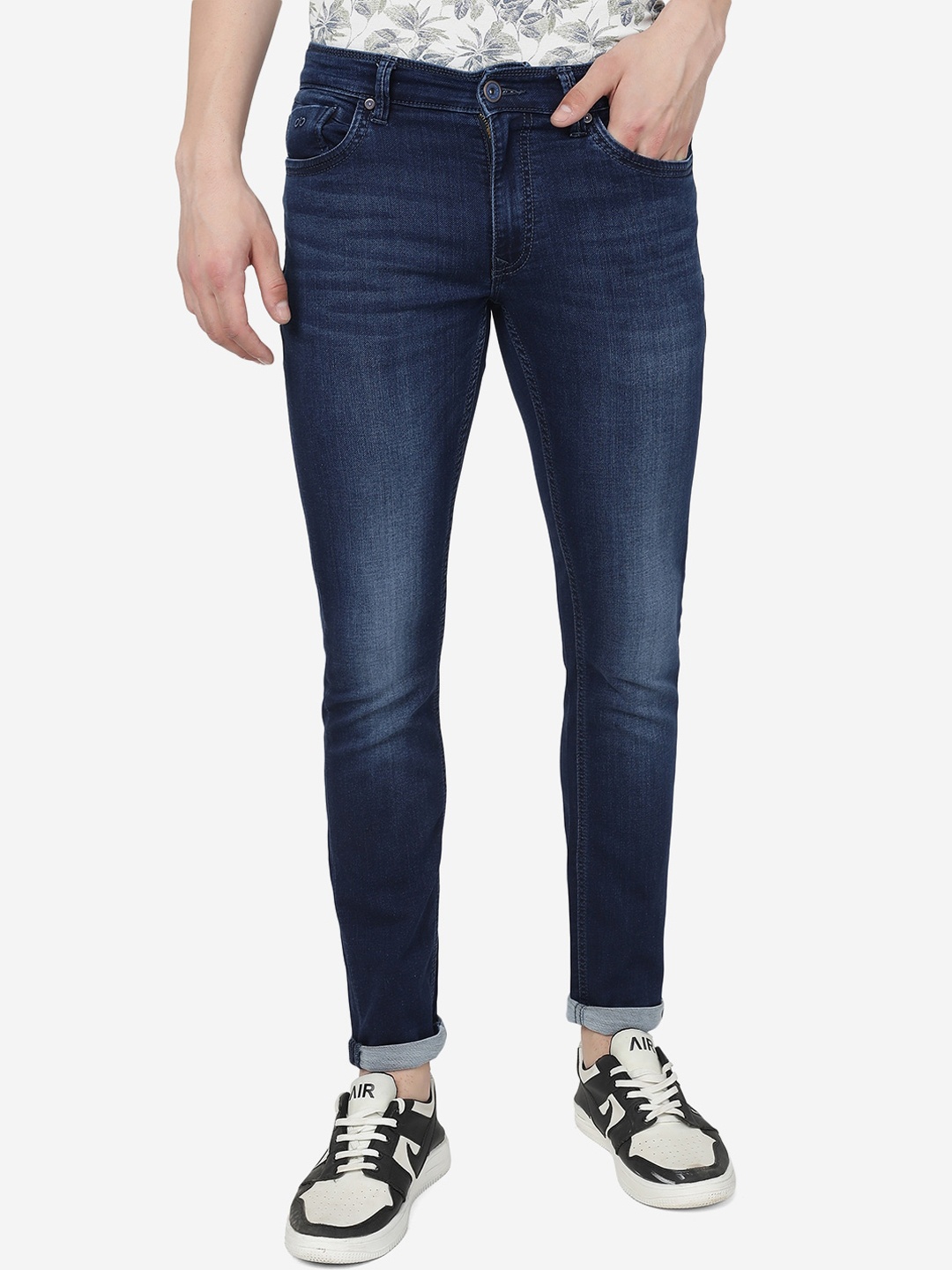 

JADE BLUE Men Mid-Rise Slim Fit Light Fade Stretchable Jeans
