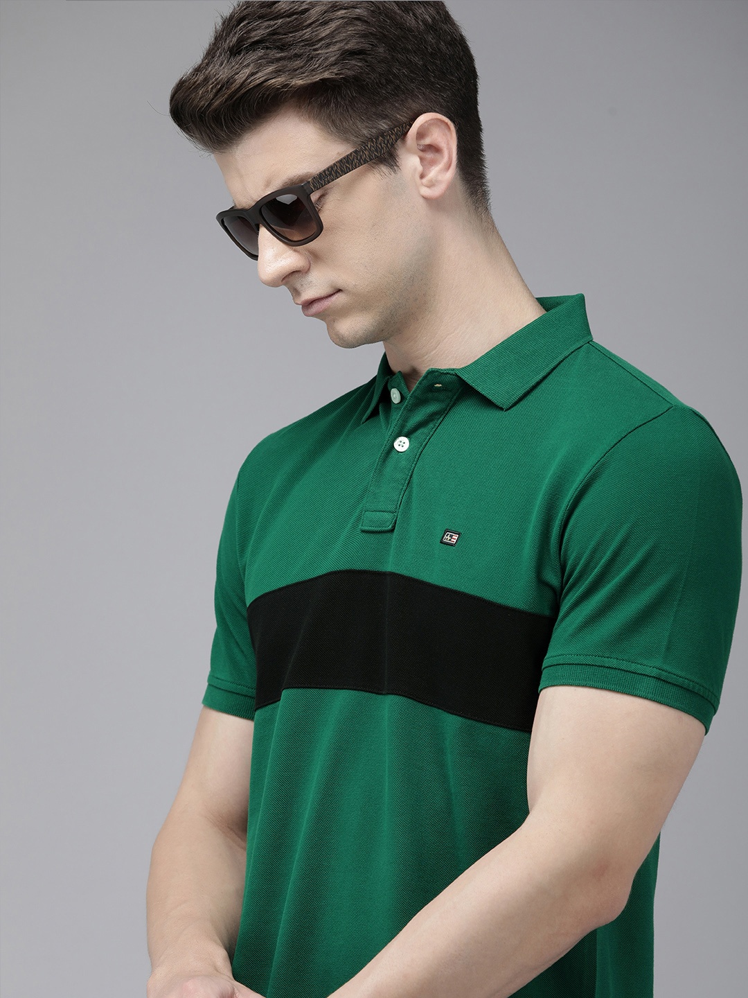 

Arrow Pure Cotton Colourblocked Polo Collar Casual T-shirt, Green