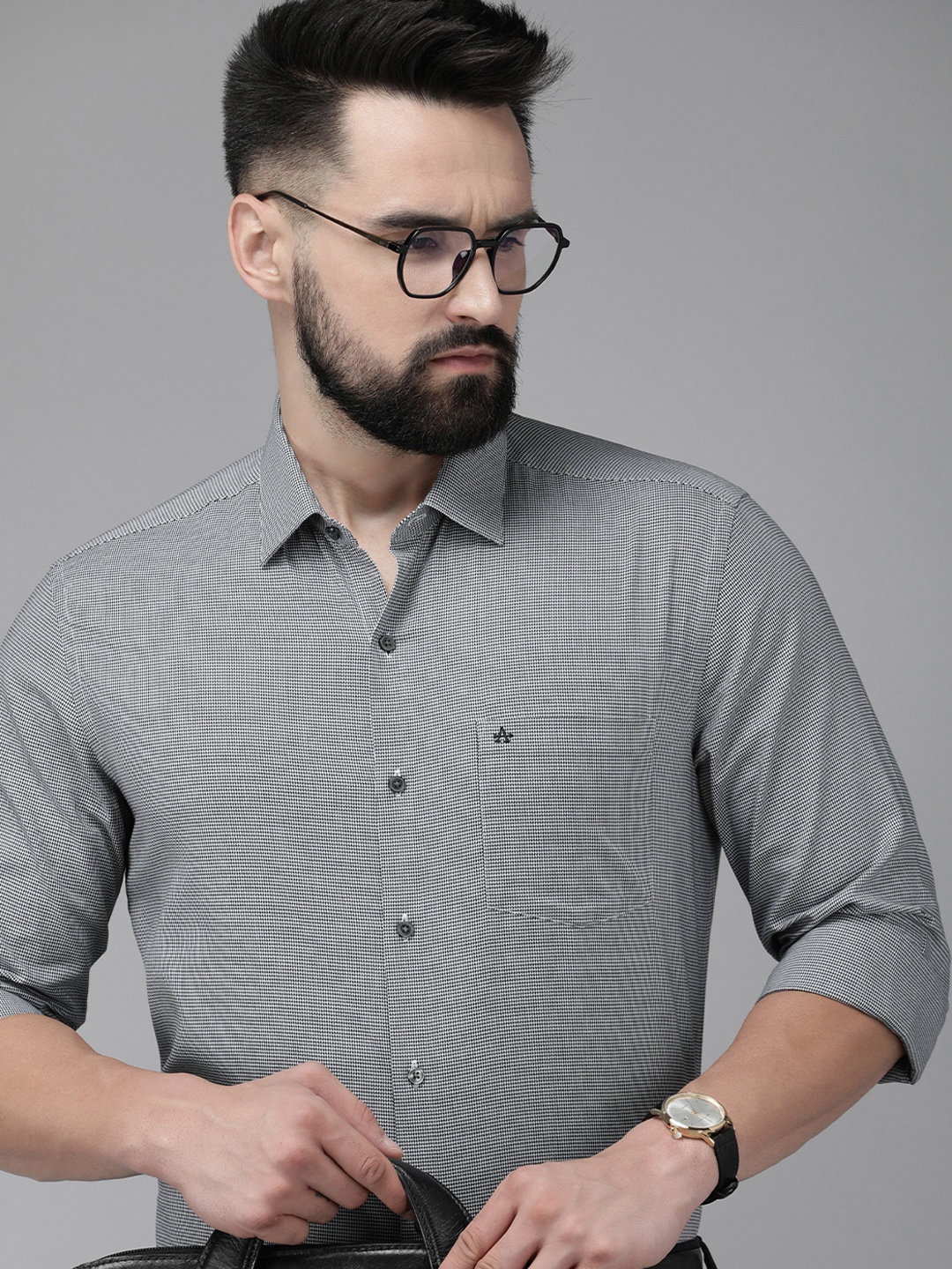 

Arrow Self-Design Manhattan Slim Fit Pure Cotton Formal Shirt, Black