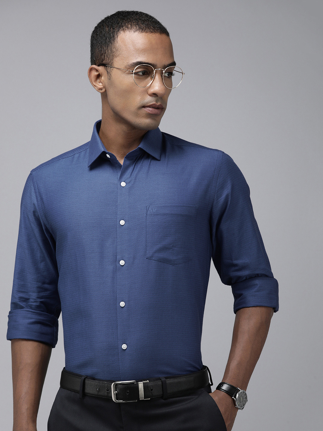 

Arrow Men Pure Cotton Original Slim Fit Formal Shirt, Navy blue