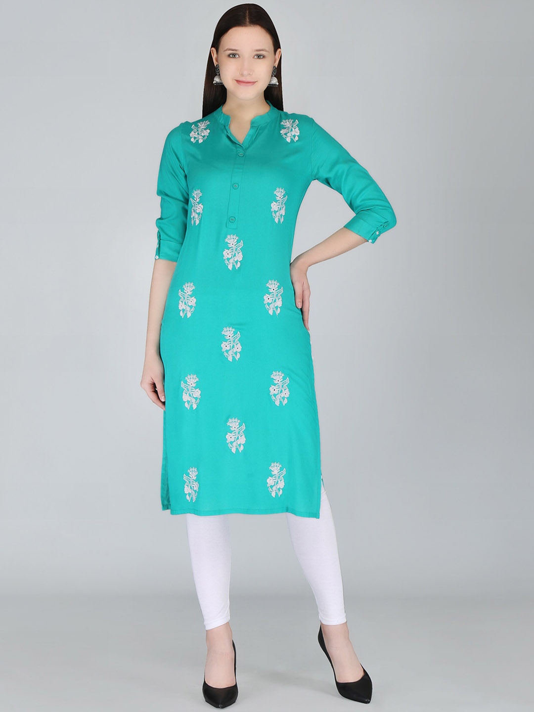 

MAUKA Floral Embroidered Roll-Up Sleeves Straight Kurta, Turquoise blue