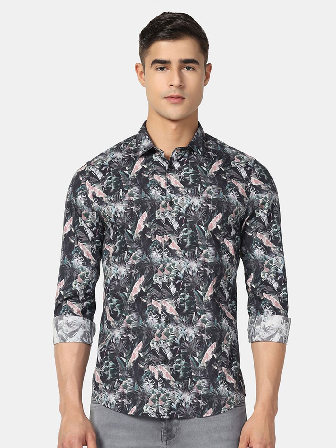 

Blackberrys Slim Fit Floral Printed Pure Cotton Casual Shirt, Black