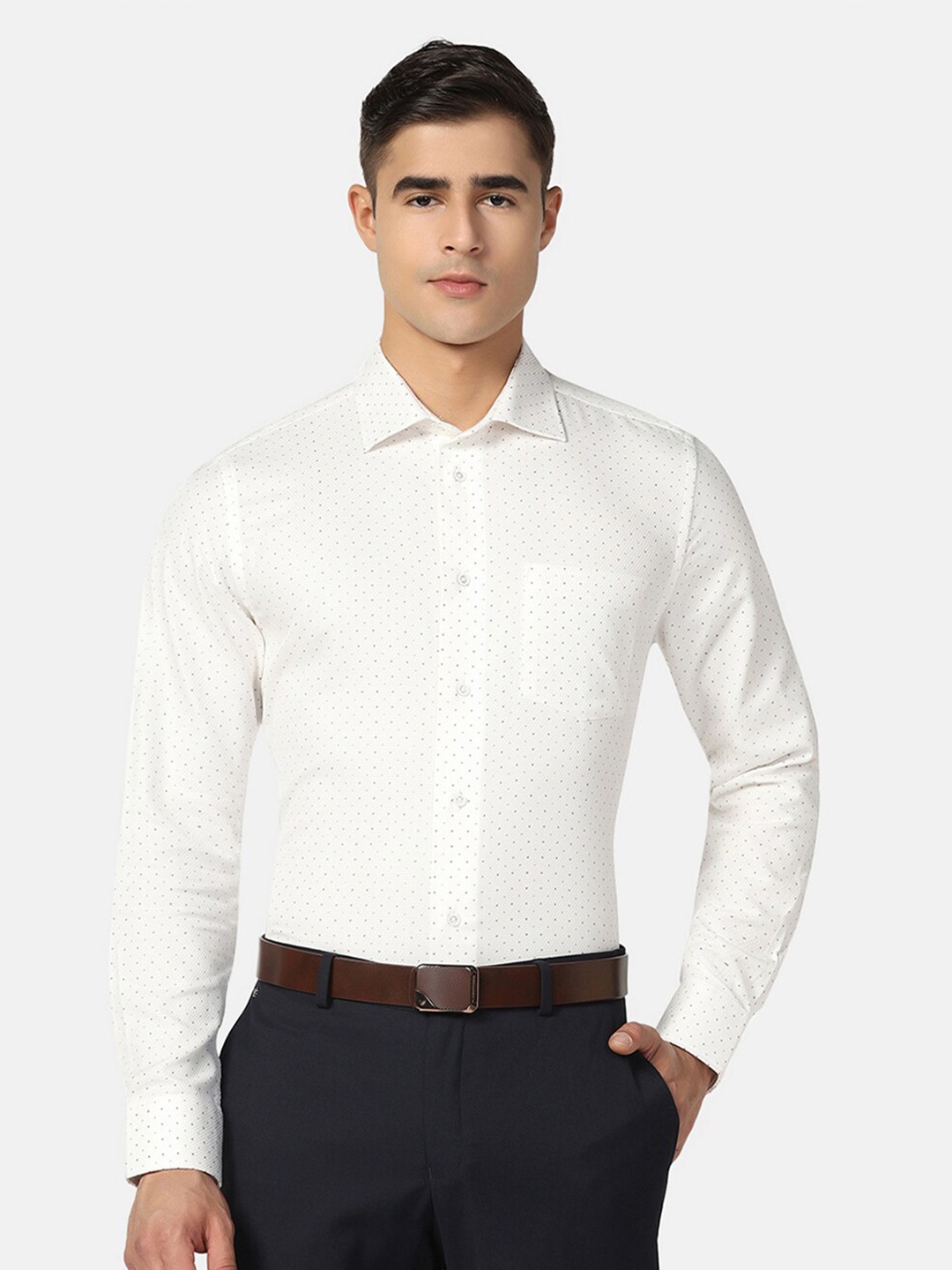 

Blackberrys Men India Slim Fit Temp Tech Formal Shirt, White