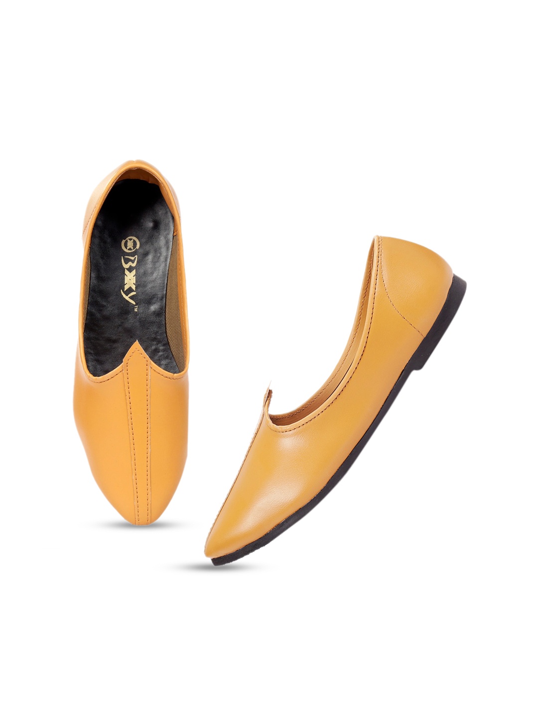

Bxxy Men Pointed Toe Basics Mojaris, Beige