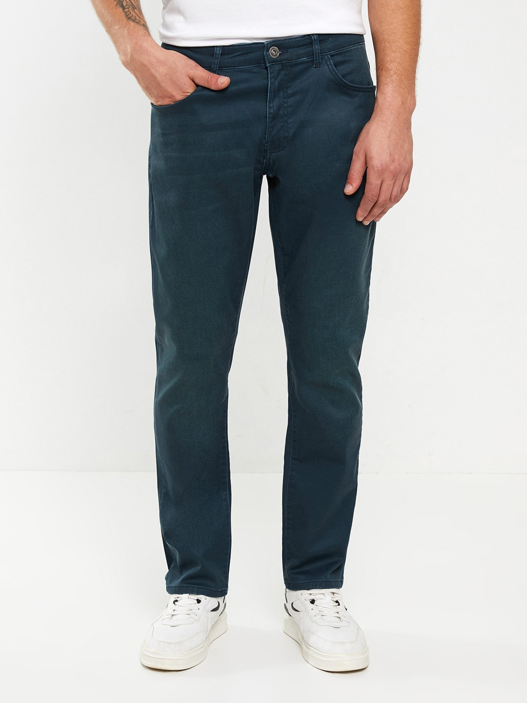 

LC Waikiki Men Regular Fit Mid-Rise Stretchable Jeans, Blue