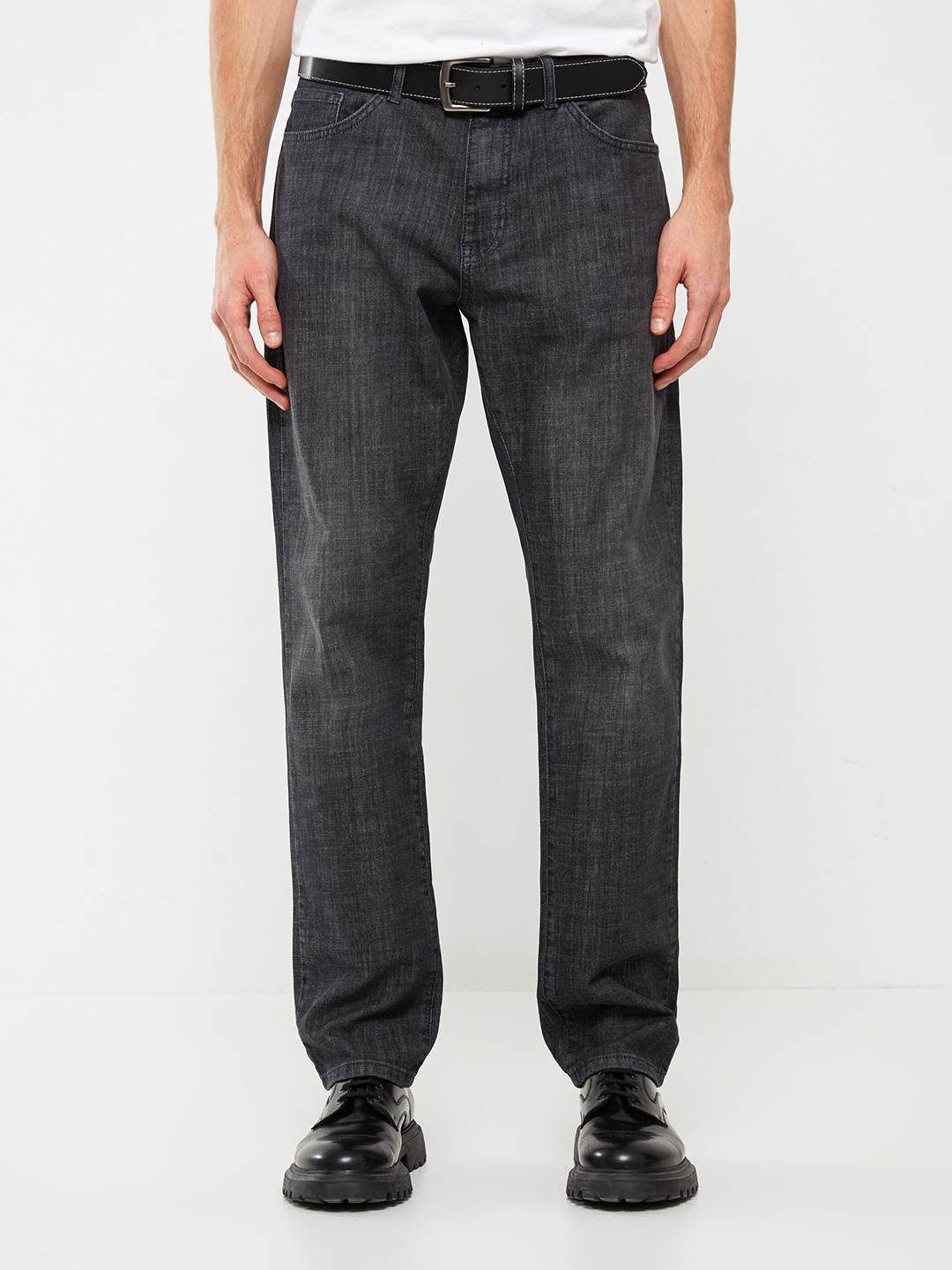 

LC Waikiki Men Regular Fit Stretchable Jeans, Grey