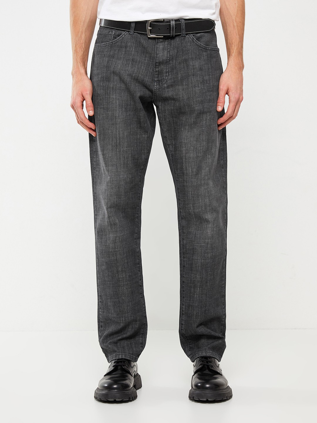 

LC Waikiki Men Regular Fit Stretchable Jeans, Charcoal