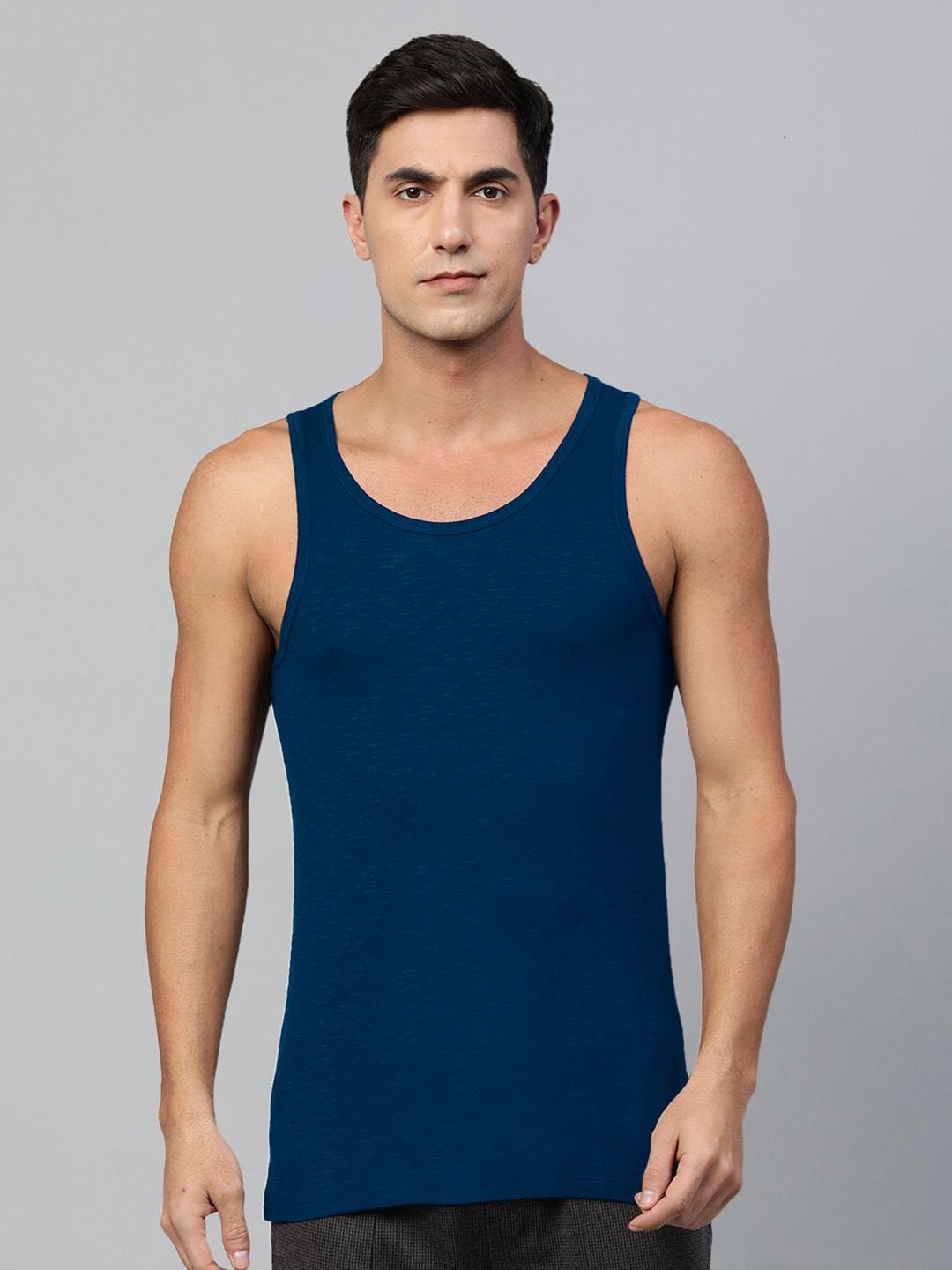 

Heelium Men Bamboo Super Soft & Odour Free Comfort Fit Vest, Navy blue