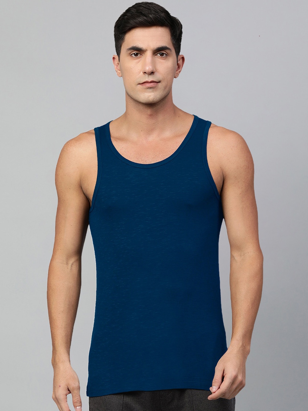 

Heelium Men Bamboo Super Soft & Odour Free Comfort Fit Vest, Navy blue