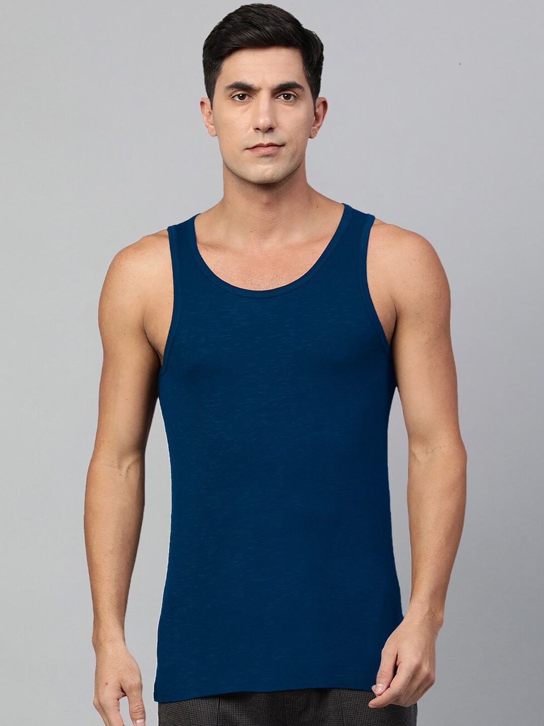 

Heelium Men Bamboo Super Soft & Odour Free Comfort Fit Vest, Navy blue