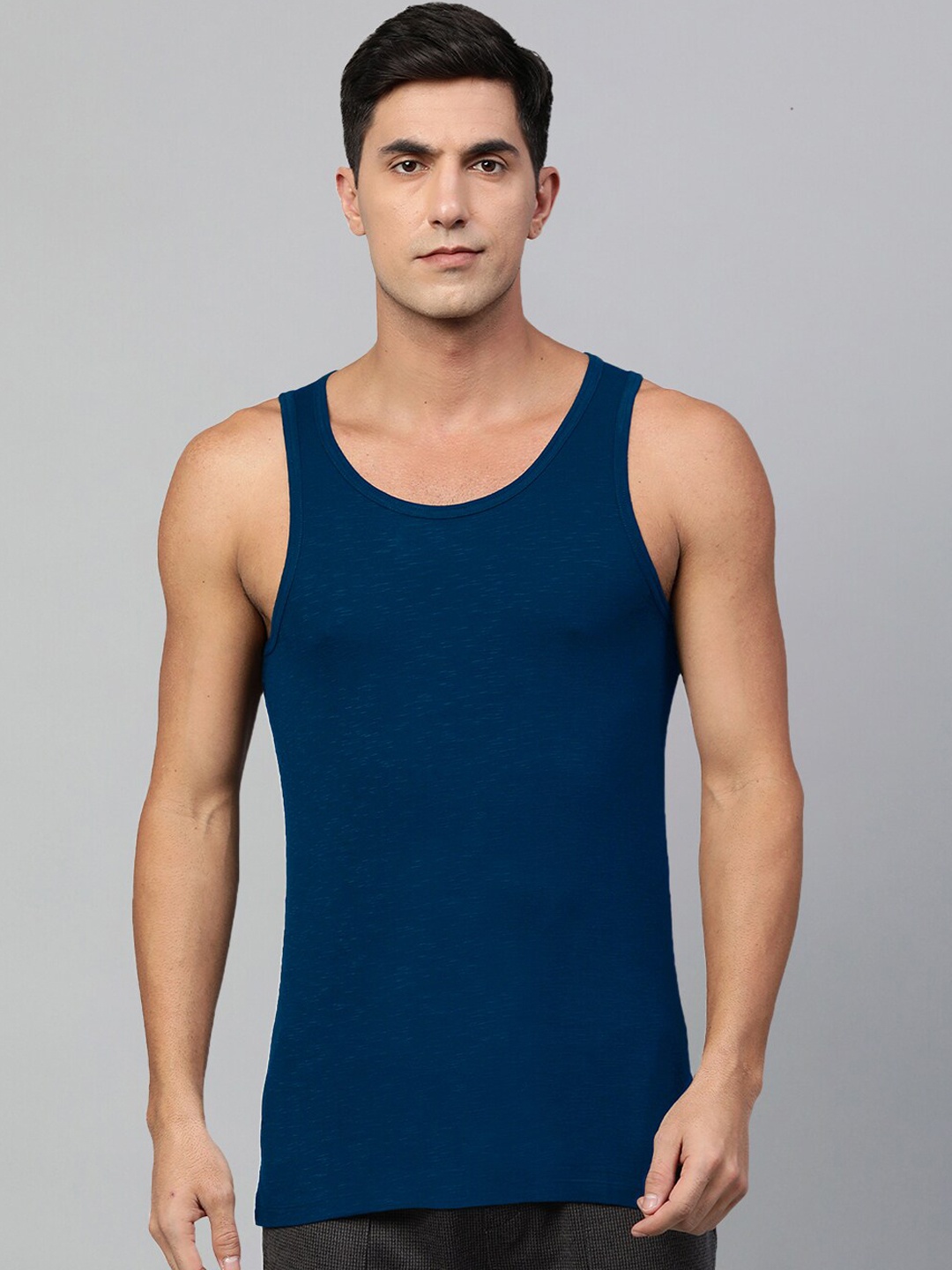

Heelium Men Bamboo Super Soft & Odour Free Comfort Fit Vest, Navy blue