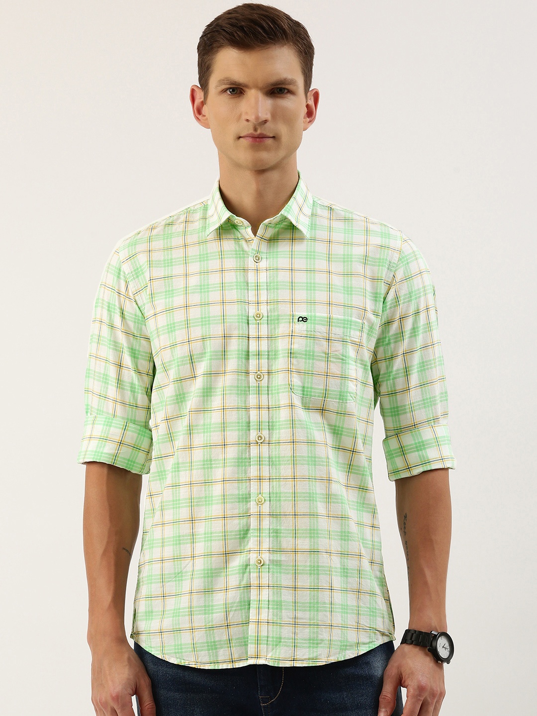 

Peter England Men Slim Fit Opaque Checked Casual Shirt, Green