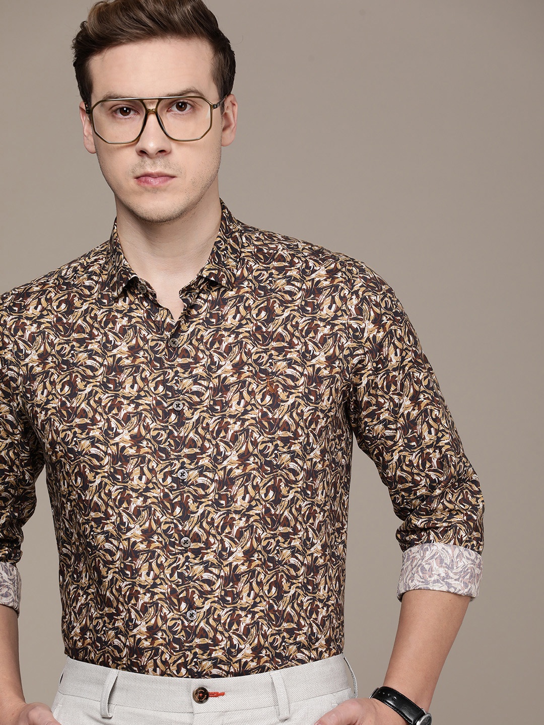 

SIMON CARTER LONDON Men Slim Fit Opaque Printed Casual Shirt, Rust