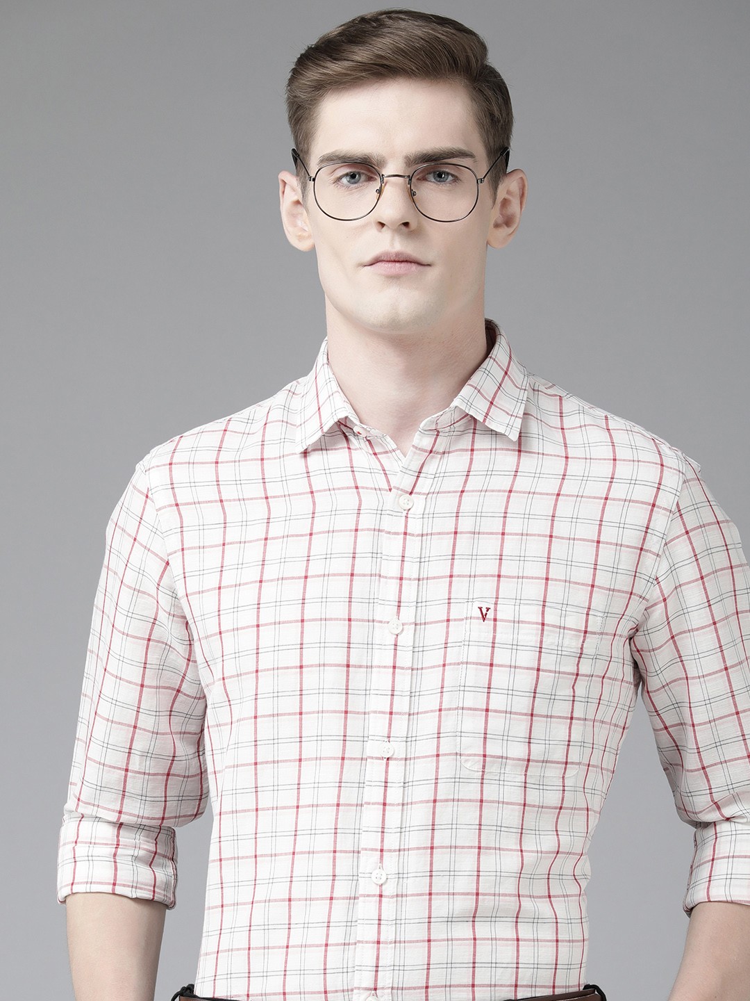

Van Heusen Sport Men Slim Fit Opaque Checked Formal Shirt, Red