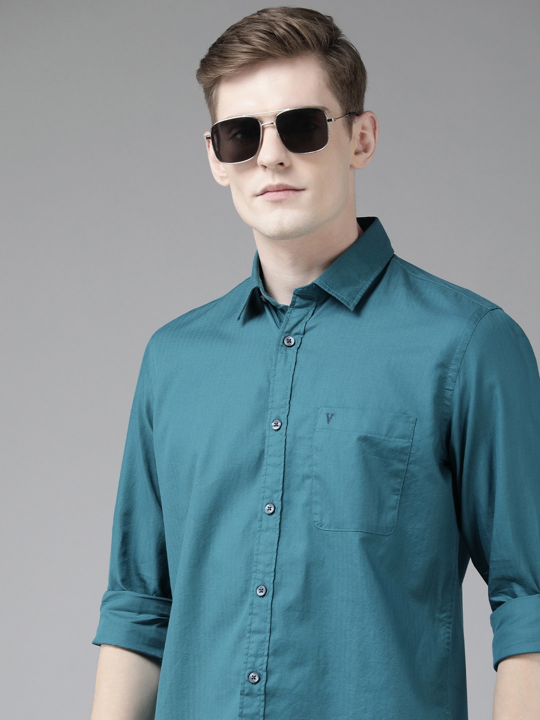 

Van Heusen Sport Men Slim Fit Opaque Casual Shirt, Teal