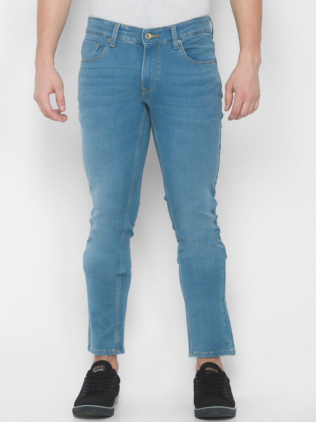 

SPYKAR Men Low-Rise Light Fade Cotton Jeans, Blue