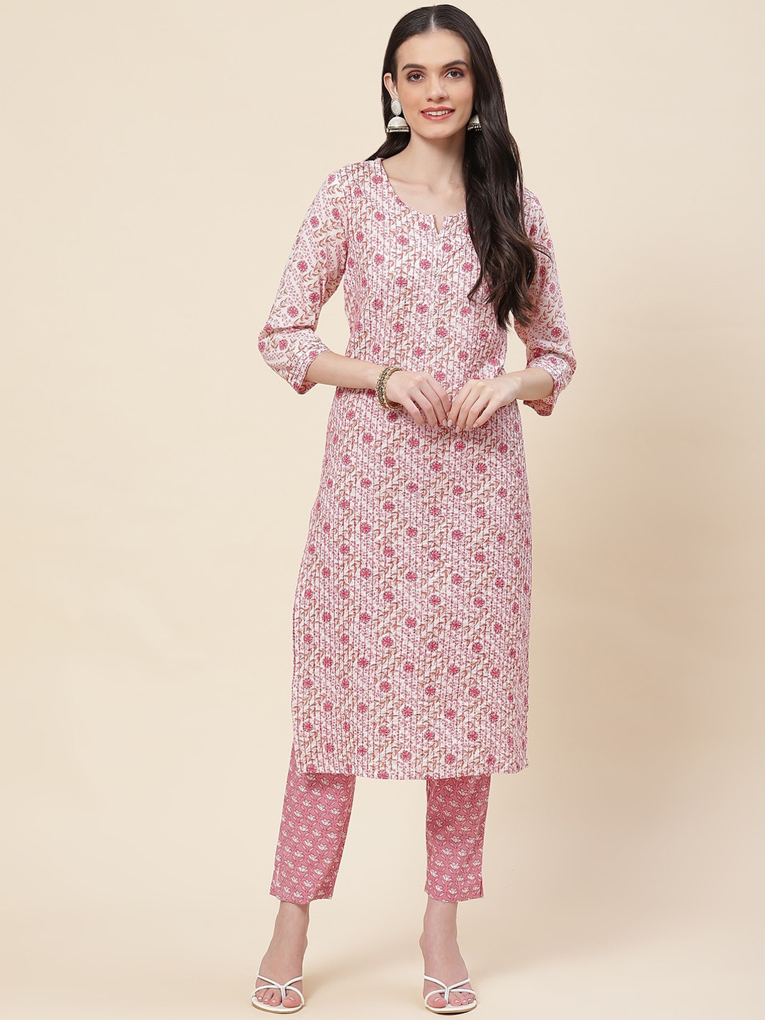 

Meena Bazaar Floral Printed Notched Neck Sequinned Kurta With Trousers, Pink