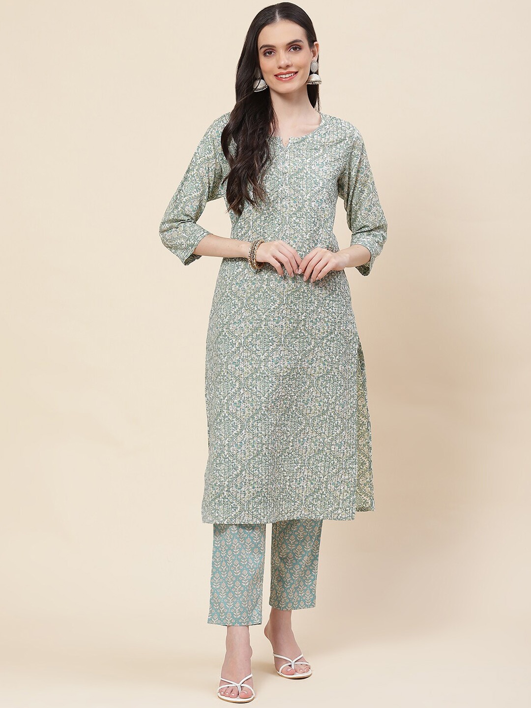 

Meena Bazaar Floral Printed Notched Neck Sequinned Kurta With Trousers, Sea green