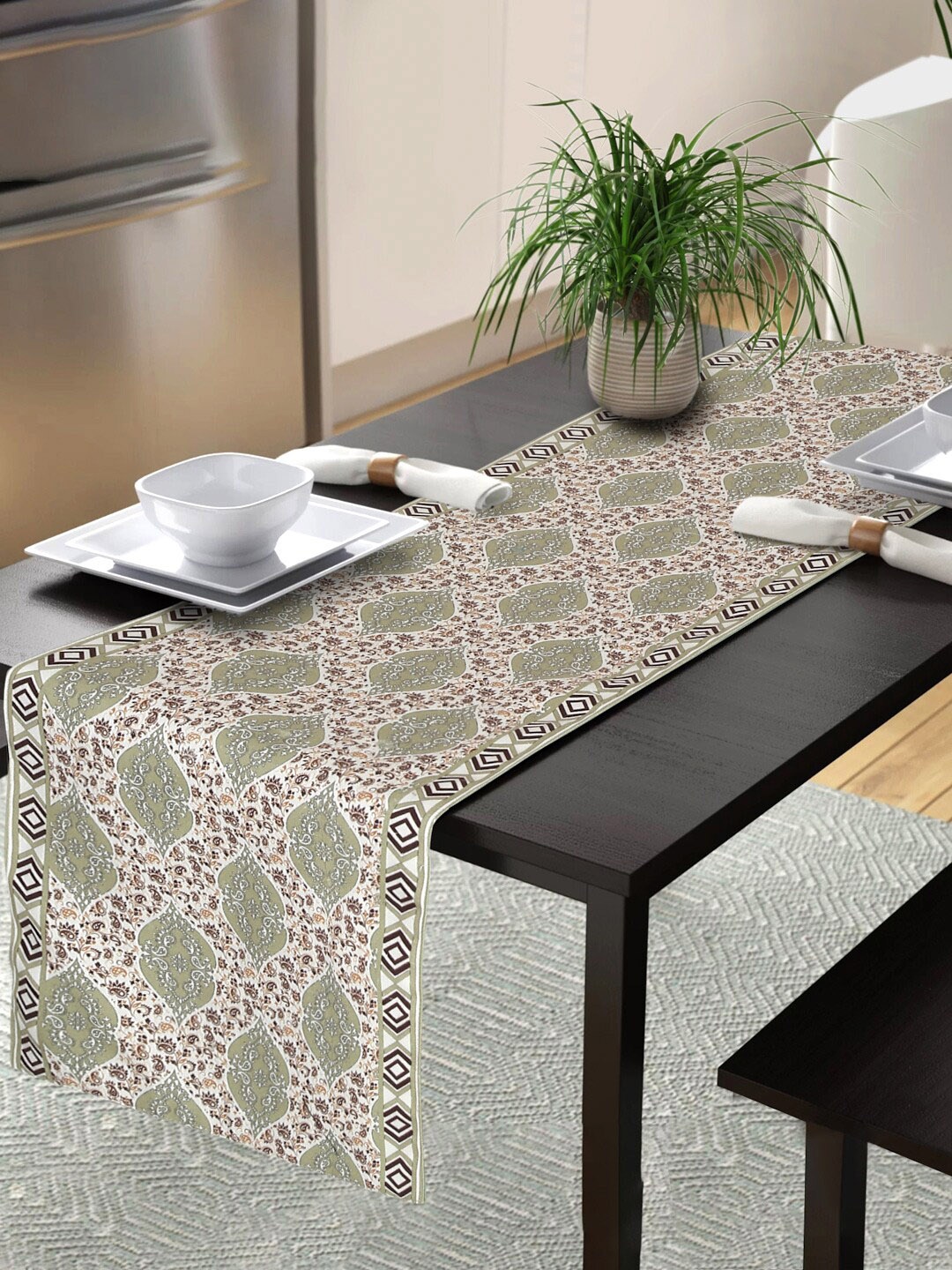 

Alina decor White & Green Printed Table Runner