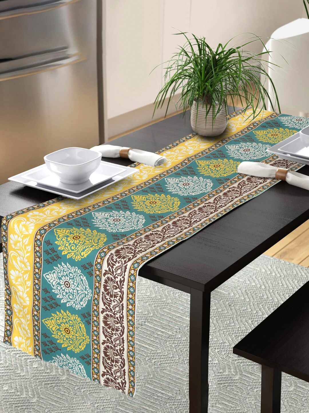 

Alina decor White & Green Printed Table Runner