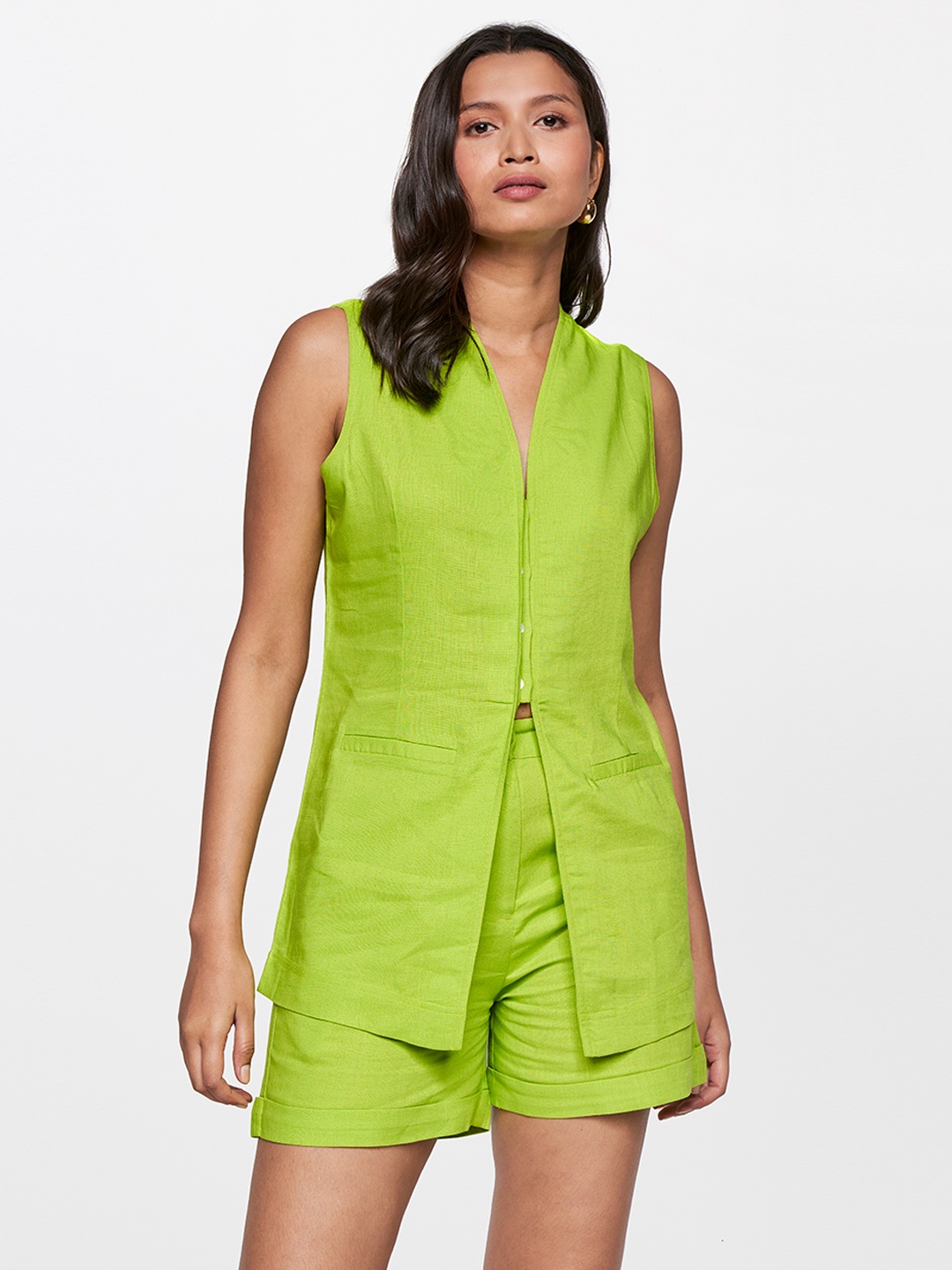 

AND Longline Sleeveless V-Neck Top With Shorts, Green