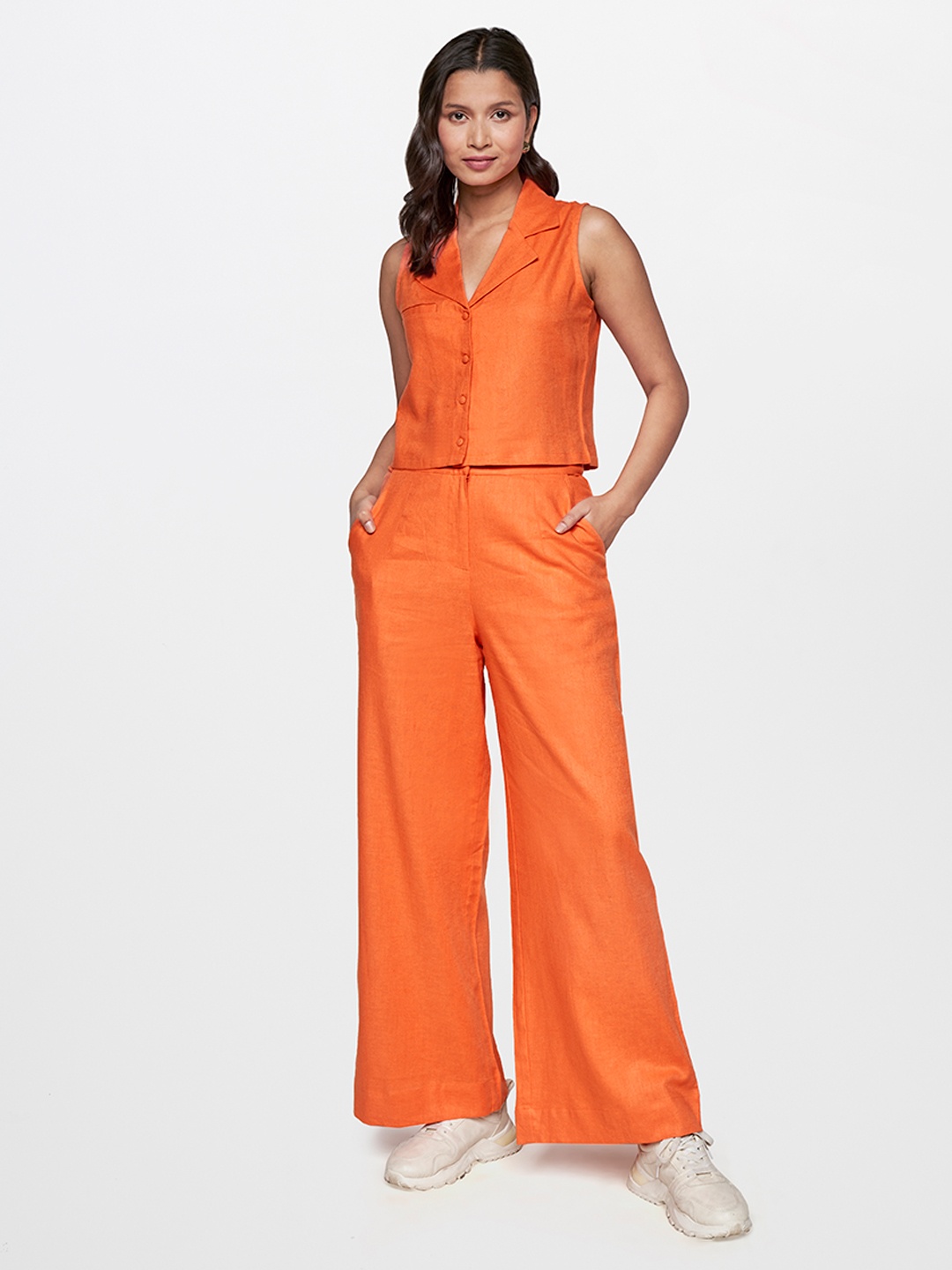 

AND Notched Lapel Collar Sleeveless Shirt With Trousers, Orange