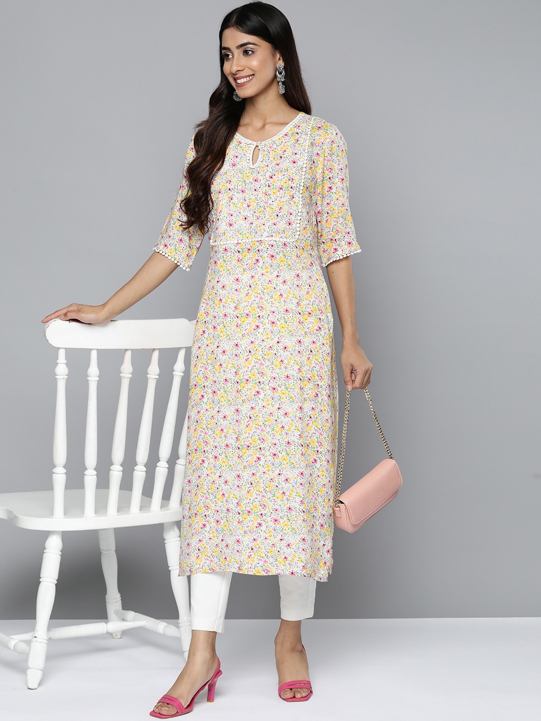 

HERE&NOW Women Beige & Pink Floral Printed Floral Kurta