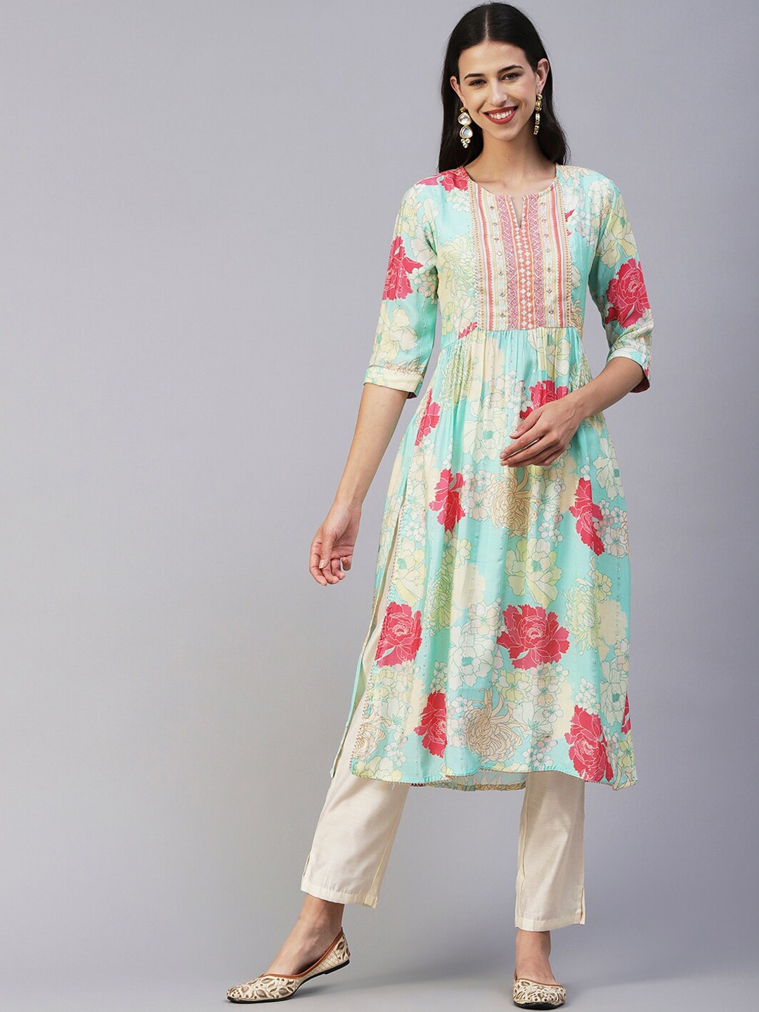 

FASHOR Sea Green & Off White Floral Printed Pleated Mirror Work Kurta with Trousers
