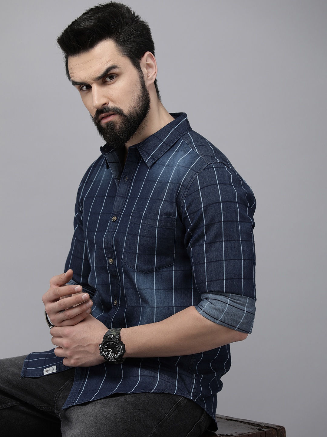 

Roadster Men Windowpane Checks Opaque Denim Casual Shirt, Navy blue