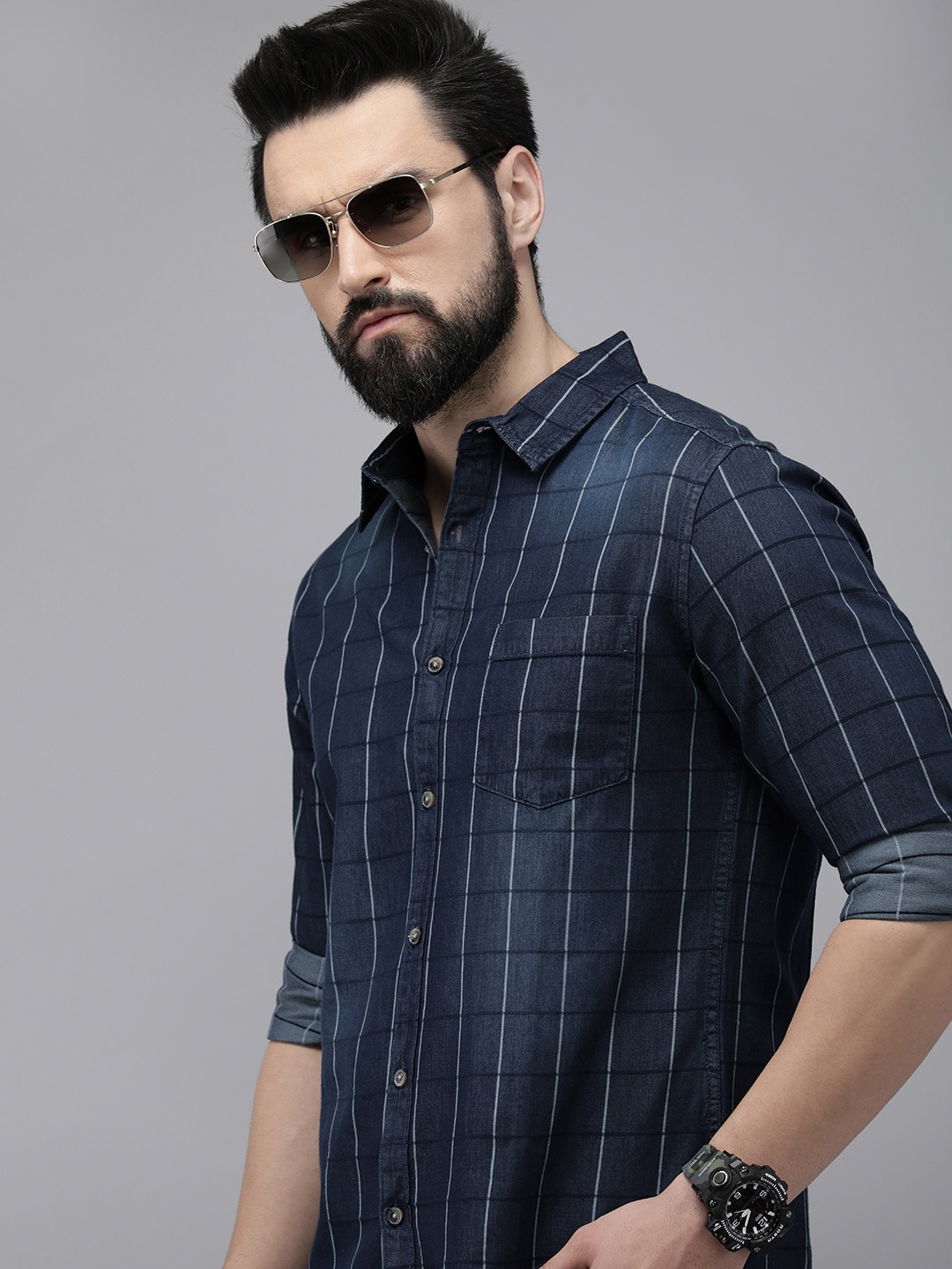 

Roadster Men Windowpane Checks Opaque Denim Casual Shirt, Navy blue