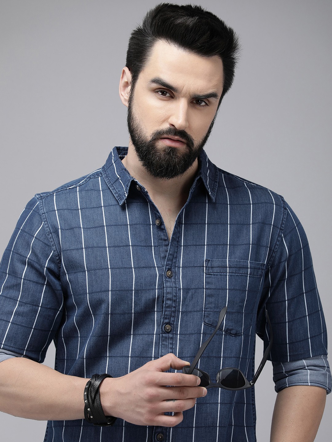 

Roadster Men Windowpane Checks Opaque Denim Casual Shirt, Navy blue