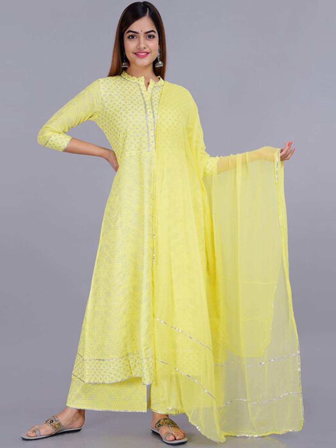 

TOULIN Ethnic Motifs Printed Gotta Patti Kurta with Palazzos & With Dupatta, Yellow