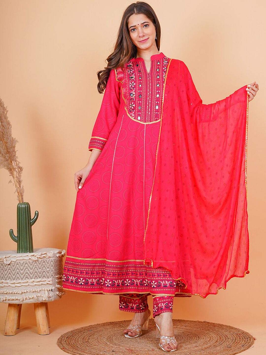 

TOULIN Ethnic Motifs Printed Mirror Work Kurta with Trousers & With Dupatta, Red