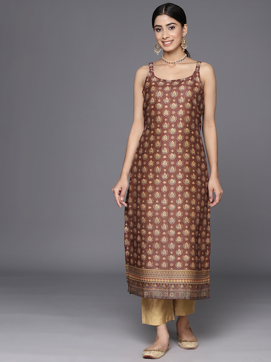 

Varanga Ethnic Motifs Printed Regular Chanderi Silk Kurta With Trousers, Brown