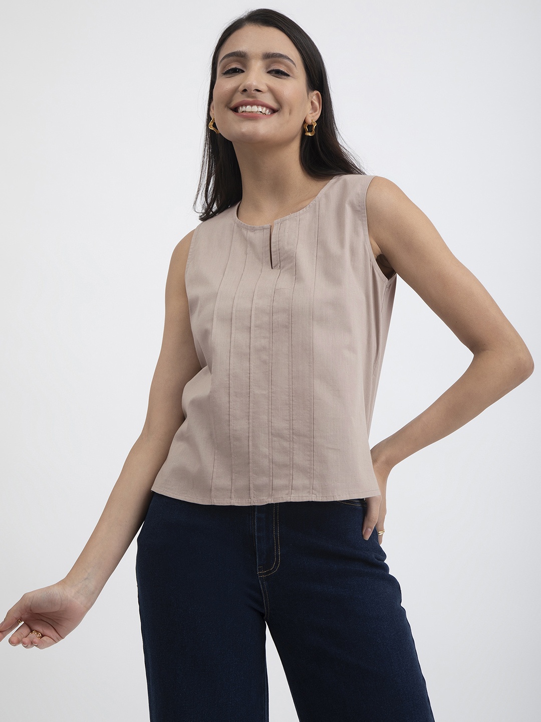 

Pink Fort Round Neck Sleeveless Top, Beige