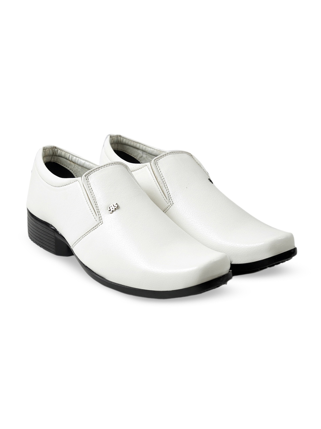 

Bxxy Men Textured Formal Slip-On Shoes, White