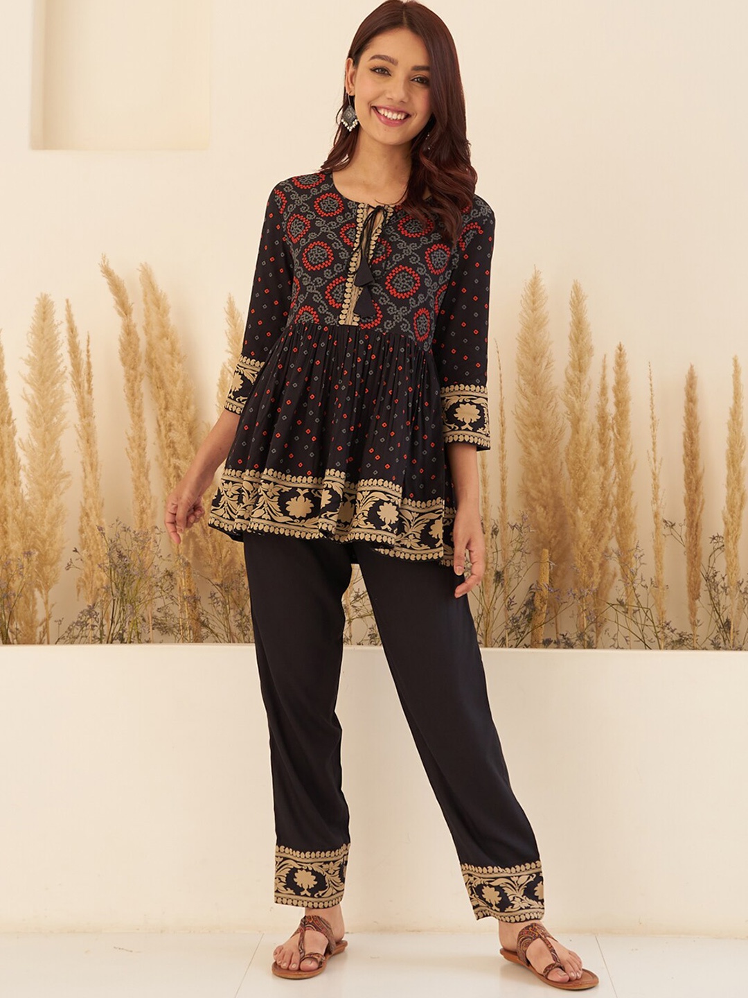 

Rustorange Bandhani Printed Regular Top With Trousers, Black